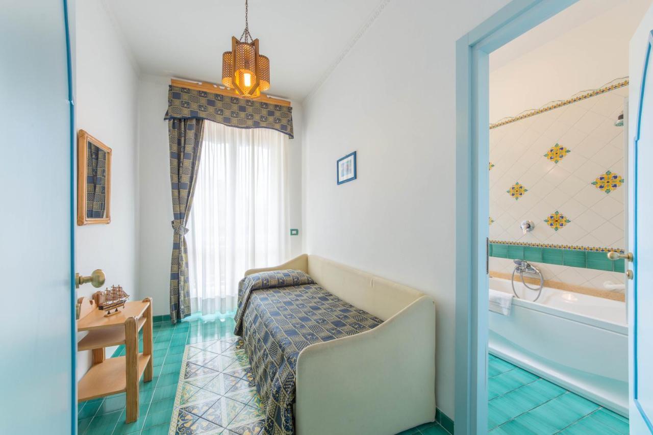 Riviera B&B Rooms مايوري المظهر الخارجي الصورة