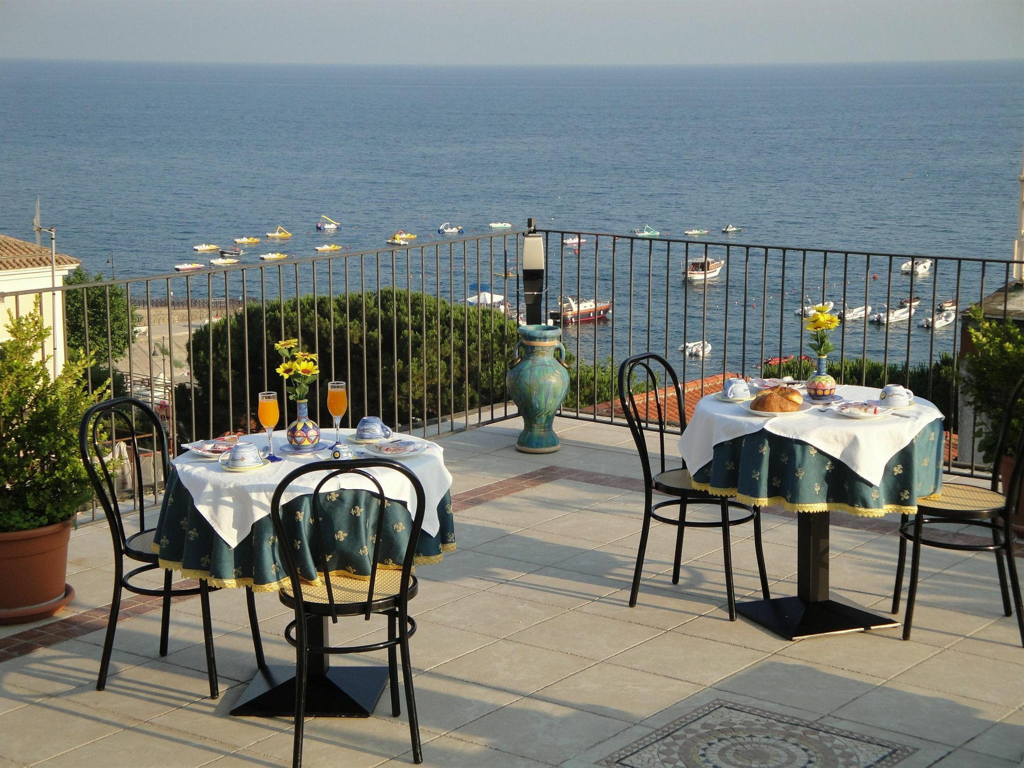 Riviera B&B Rooms مايوري المظهر الخارجي الصورة
